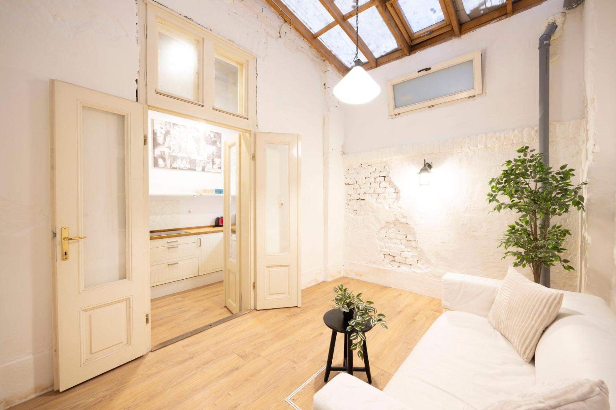 Cozy & Nostalgic Budapest Style Apartment In The Center 외부 사진